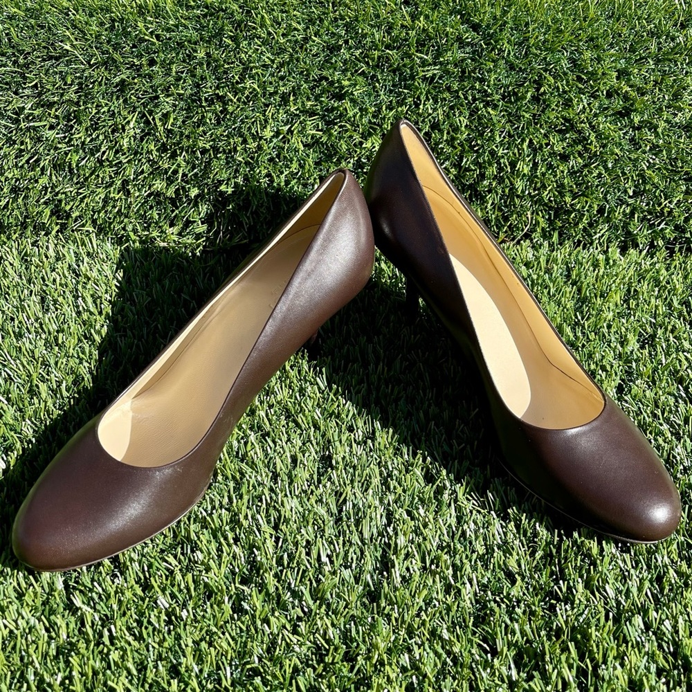 Gucci Brown Leather Pumps
